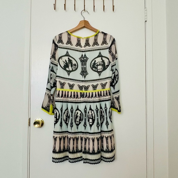 TED BAKER Tea for Two Cameo Silhouette Print Pleat Skirt Dress - Size 3 - Picture 5 of 9